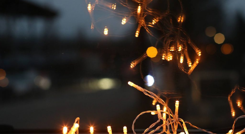 Hanging lights. Direct Energy.