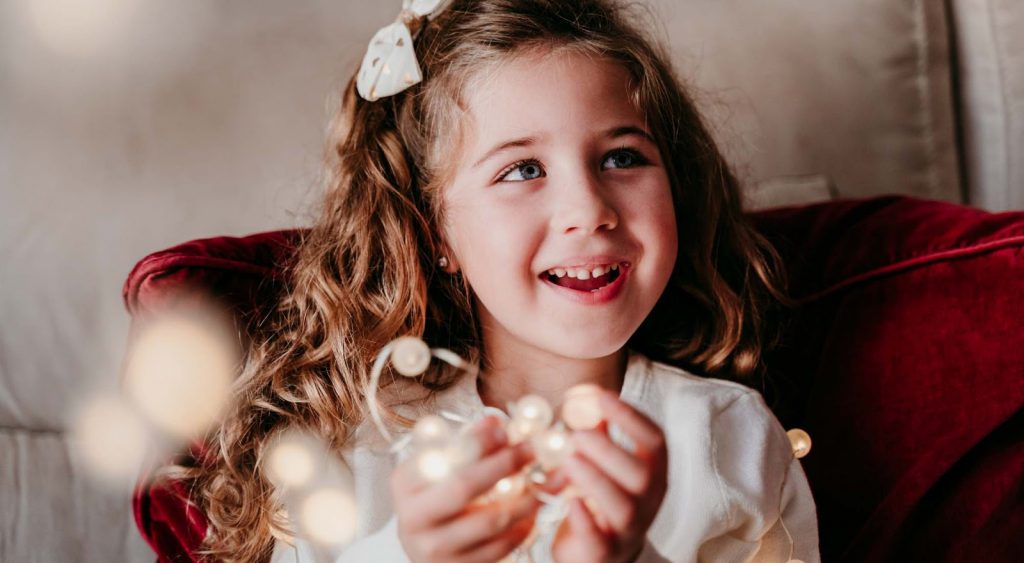 Happy little girl - Electricity Companies Laredo Texas