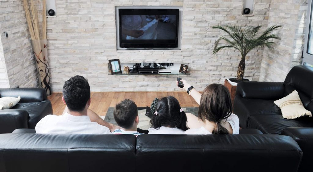 Family watches TV - Flat Screen TV Electricity Usage