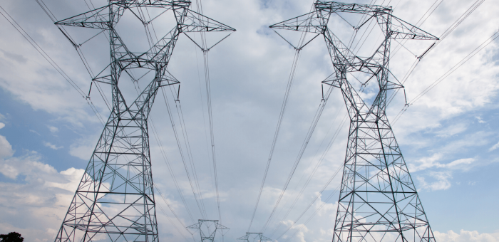 Powerlines against sky - How To Switch Electricity Providers
