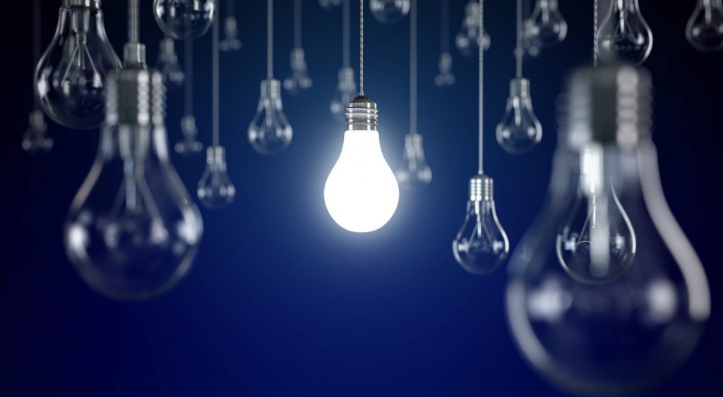 Hanging light bulbs - KwH Calculator