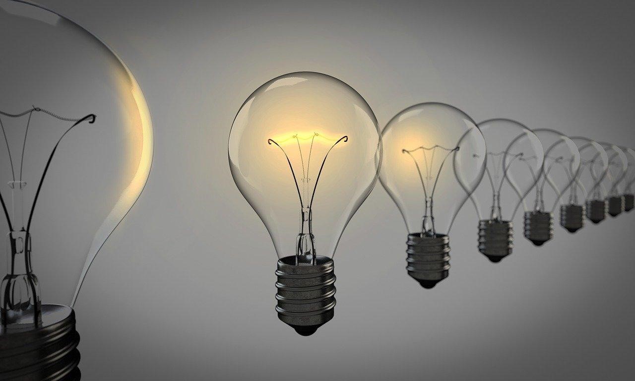 Light Bulbs disappearing into the distance.