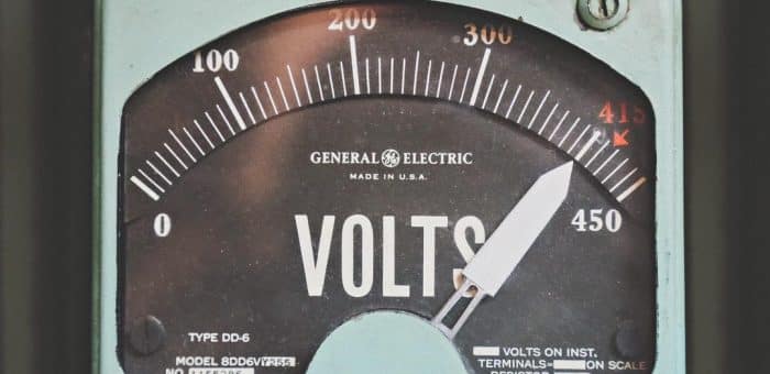 A meter that says volts and is reading out 415 volts